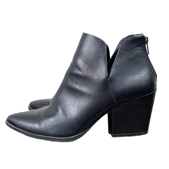 Sun and Stone Elizaa Black Ankle Boot Stacked Heel Notched Slit Bootie Sz 10 - Picture 13 of 13